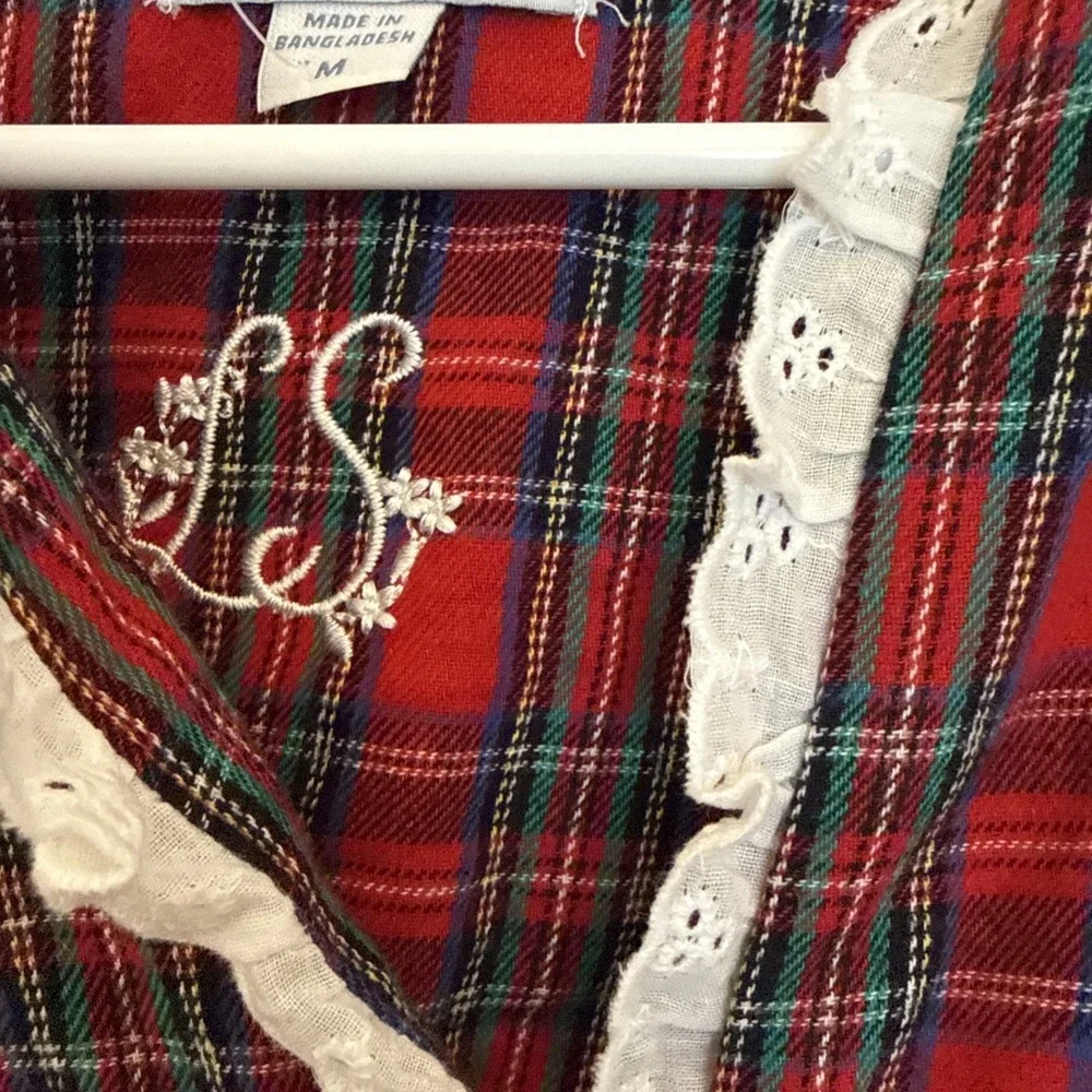 Land of Salzburg Size M Cotton Flannel Plaid Nightgown Red peter pan